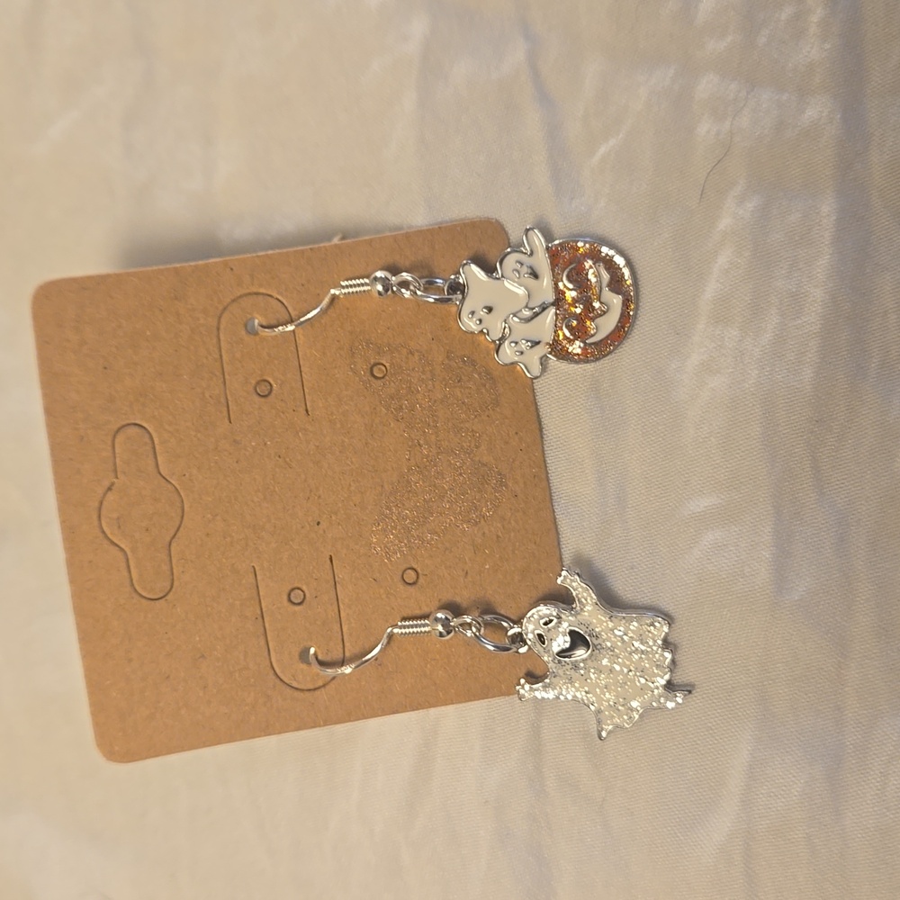 NWT Halloween Ghost Earrings
